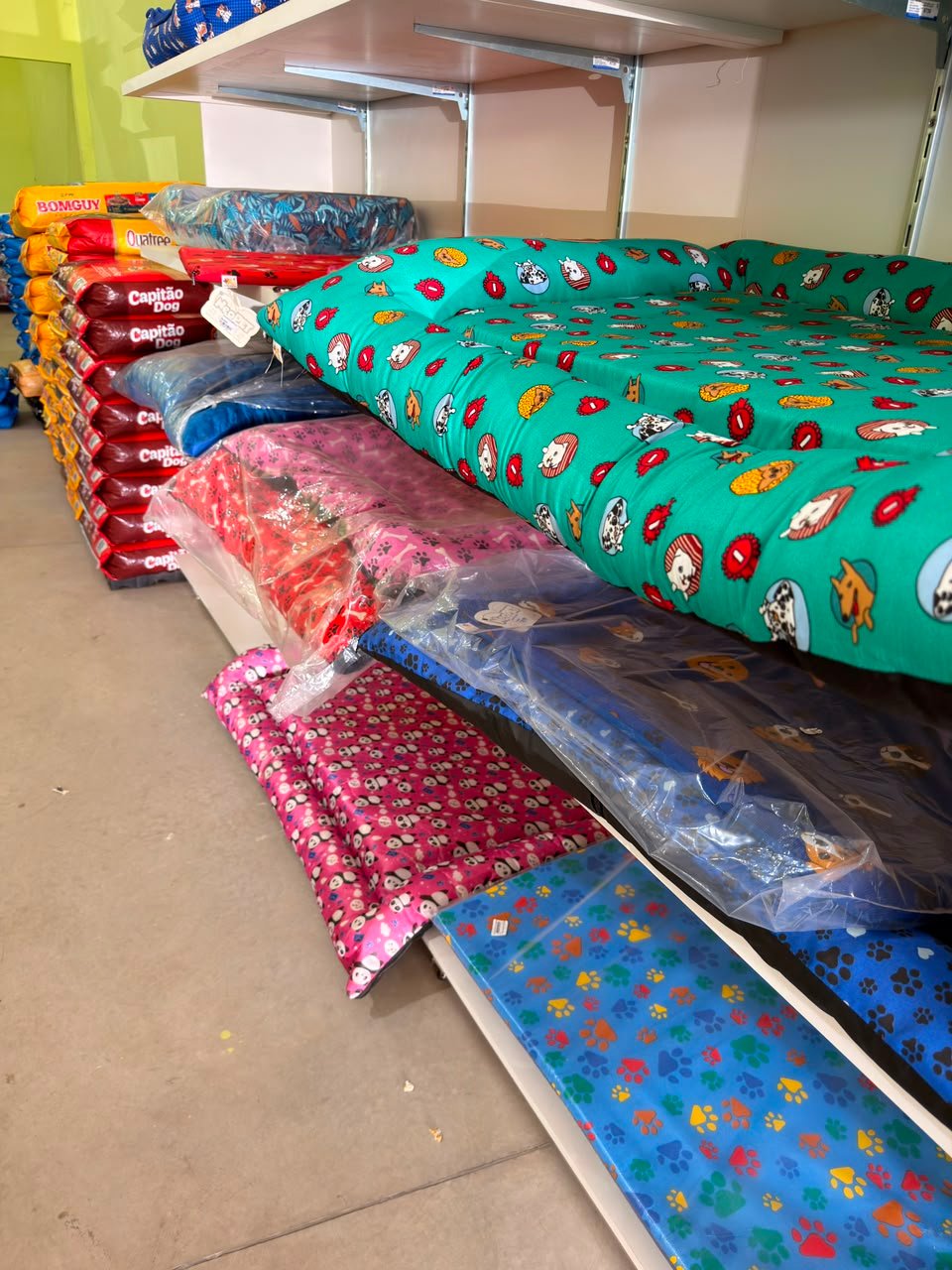 Pet Shop Proximo ao Setor Maysa- Caminhas