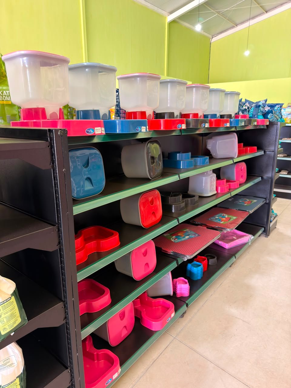 Pet Shop Proximo ao Setor Maysa - Comedouros
